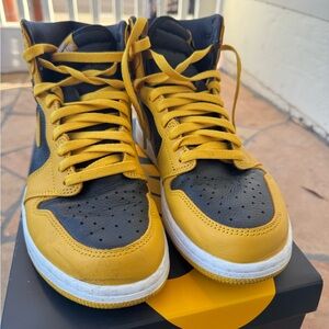Nike Jordan 1’s High-Top Sneakers